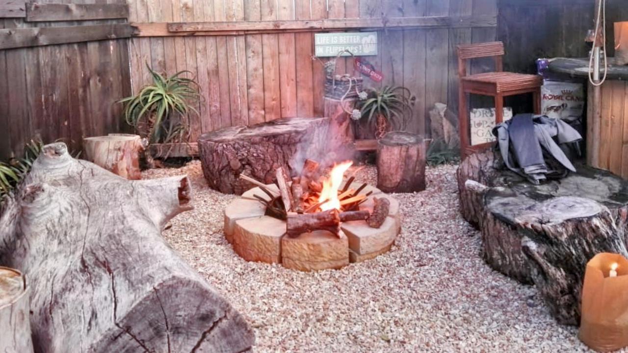 Log Inn East London Extérieur photo